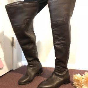 Also leather boots size 9